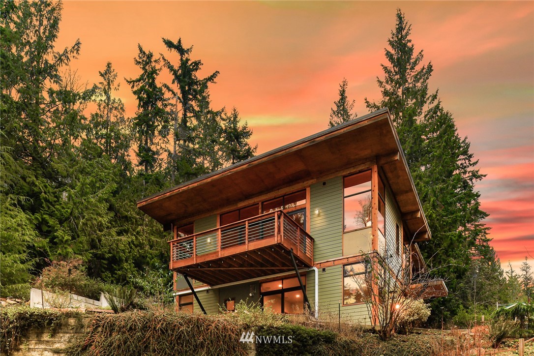 3132 North Shore Road Bellingham, WA 98226 - Photo 2 of 39 Gallery Image 2