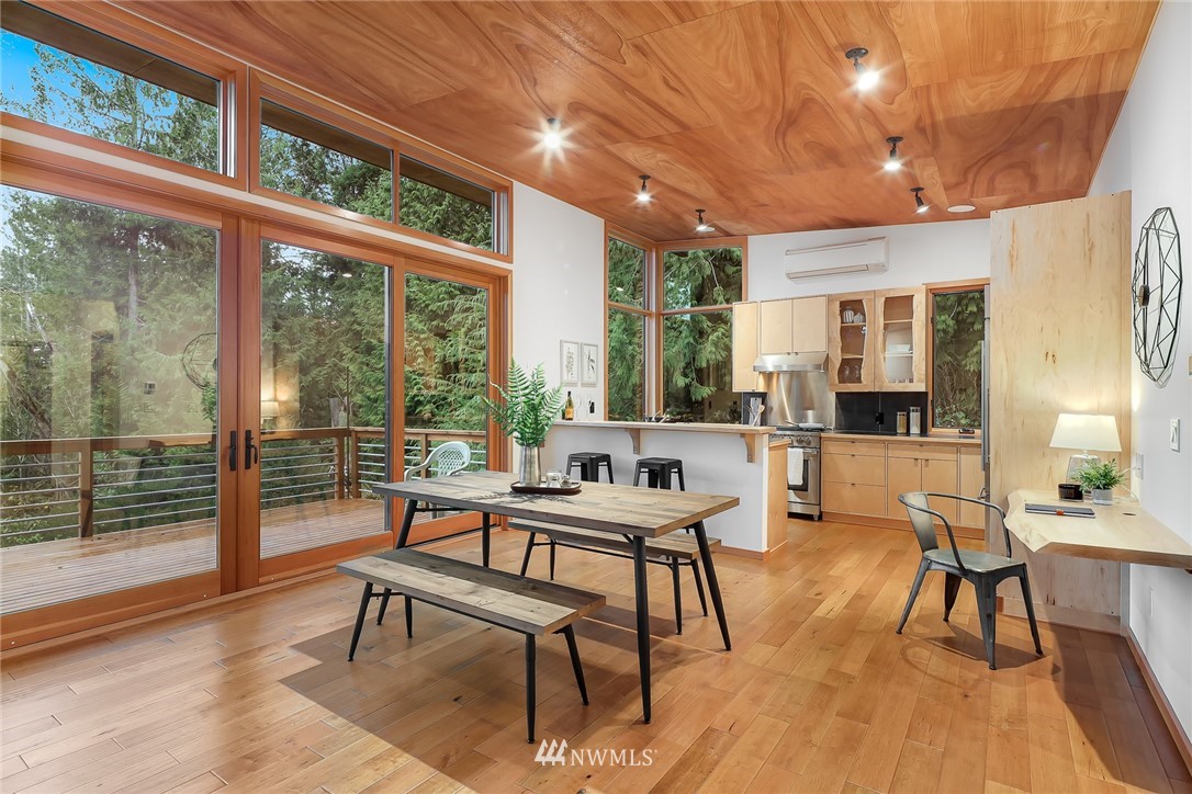 3132 North Shore Road Bellingham, WA 98226 - Photo 14 of 39 Gallery Image 14