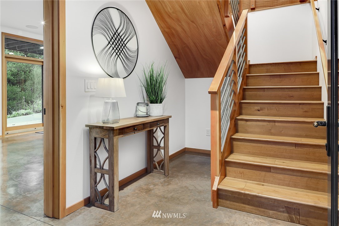 3132 North Shore Road Bellingham, WA 98226 - Photo 5 of 39 Gallery Image 5