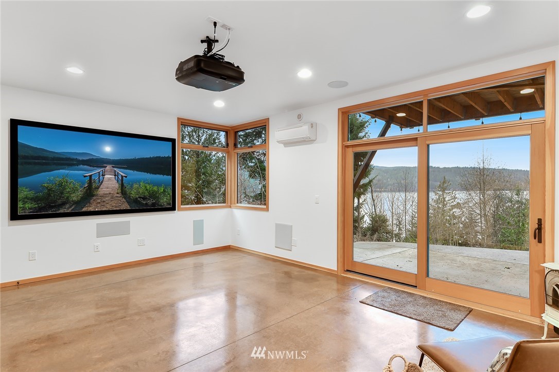 3132 North Shore Road Bellingham, WA 98226 - Photo 7 of 39 Gallery Image 7