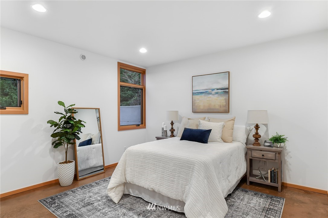 3132 North Shore Road Bellingham, WA 98226 - Photo 8 of 39 Gallery Image 8