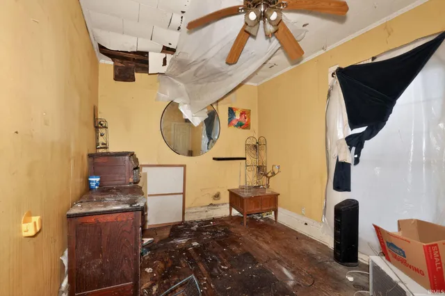 $69,900 | 313 South Division Street, Unit 313S, Flora, IN 46929