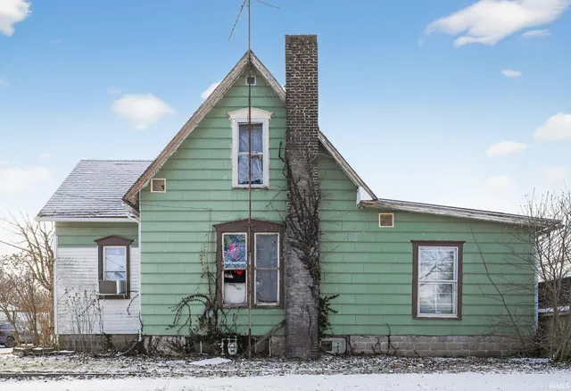 $69,900 | 313 South Division Street, Unit 313S, Flora, IN 46929