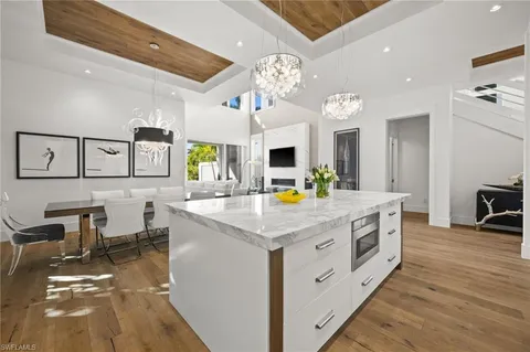 $6,995,000 | 770 Park Street, Naples, FL 34102