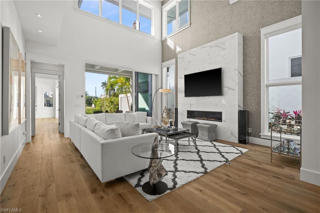 770 Park Street Naples, FL 34102 - Photo 19 of 45