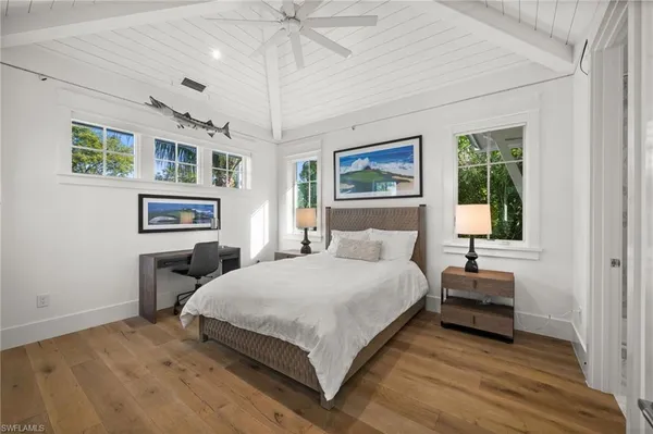 $5,595,000 | 770 Park Street, Naples, FL 34102