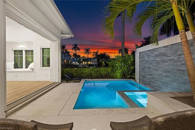 $6,995,000 | 770 Park Street, Naples, FL 34102