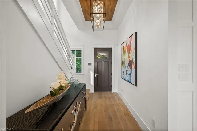 $6,895,000 | 770 Park Street, Naples, FL 34102