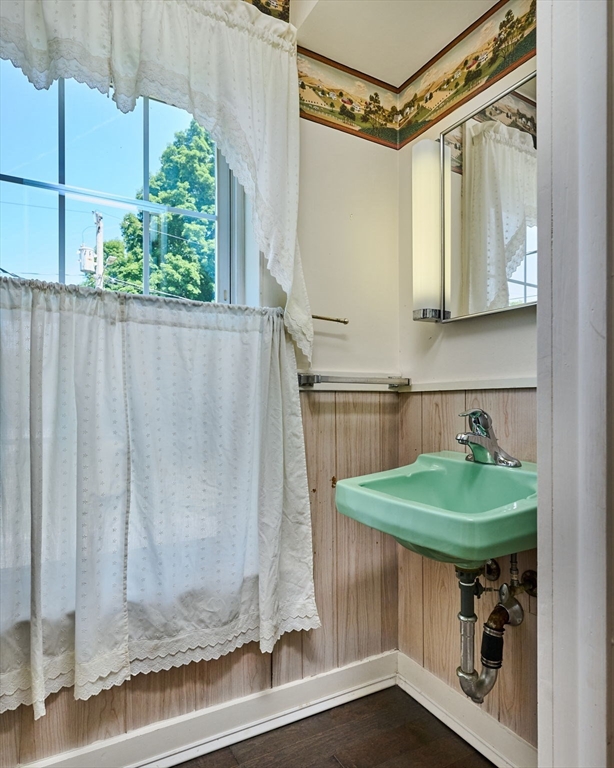 666 Montgomery Road Westfield, MA 01085 - Photo 29 of 42