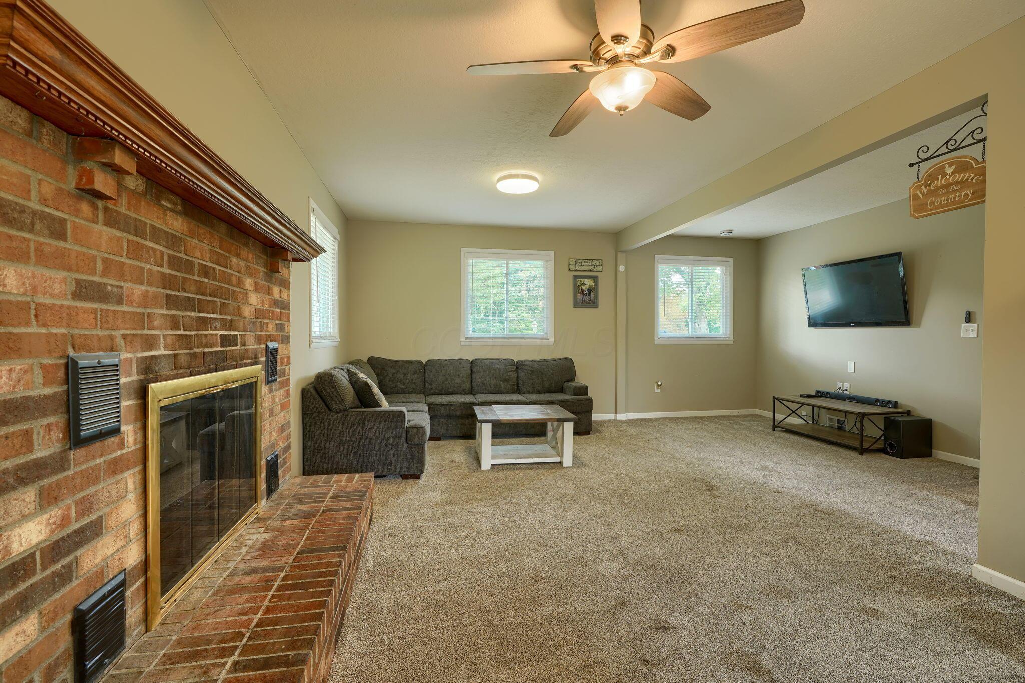 7474 Groveport Road Groveport, OH 43125 - Photo 33 of 70 7474 Groveport Rd (56)
