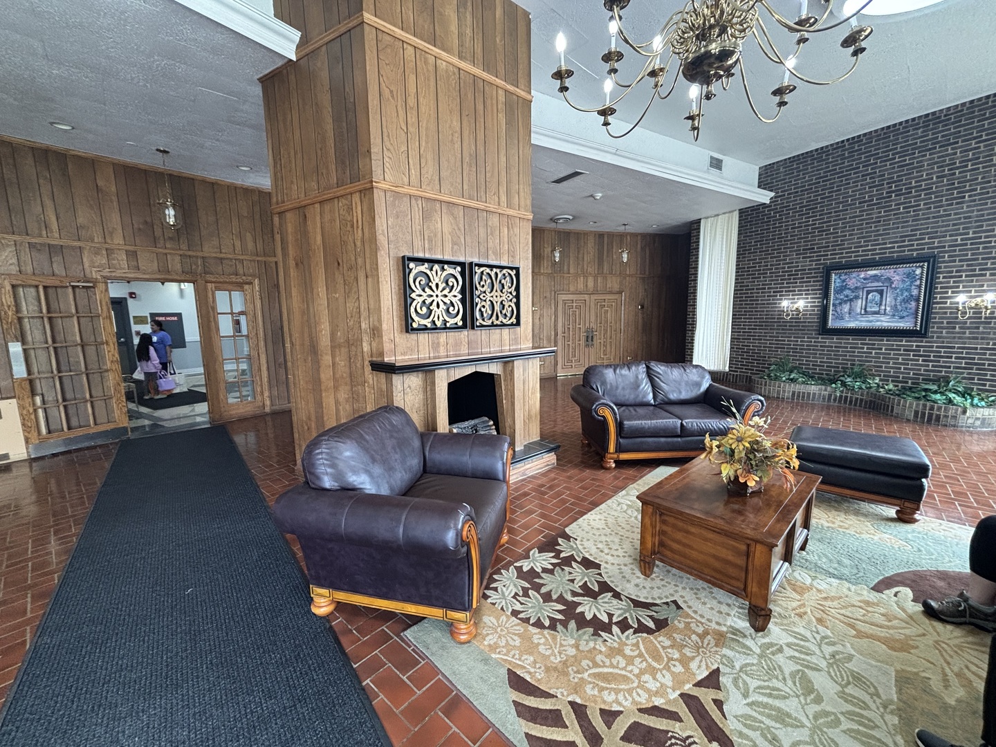 40 North Tower Road, Unit 10M Oak Brook, IL 60523 - Photo 31 of 36