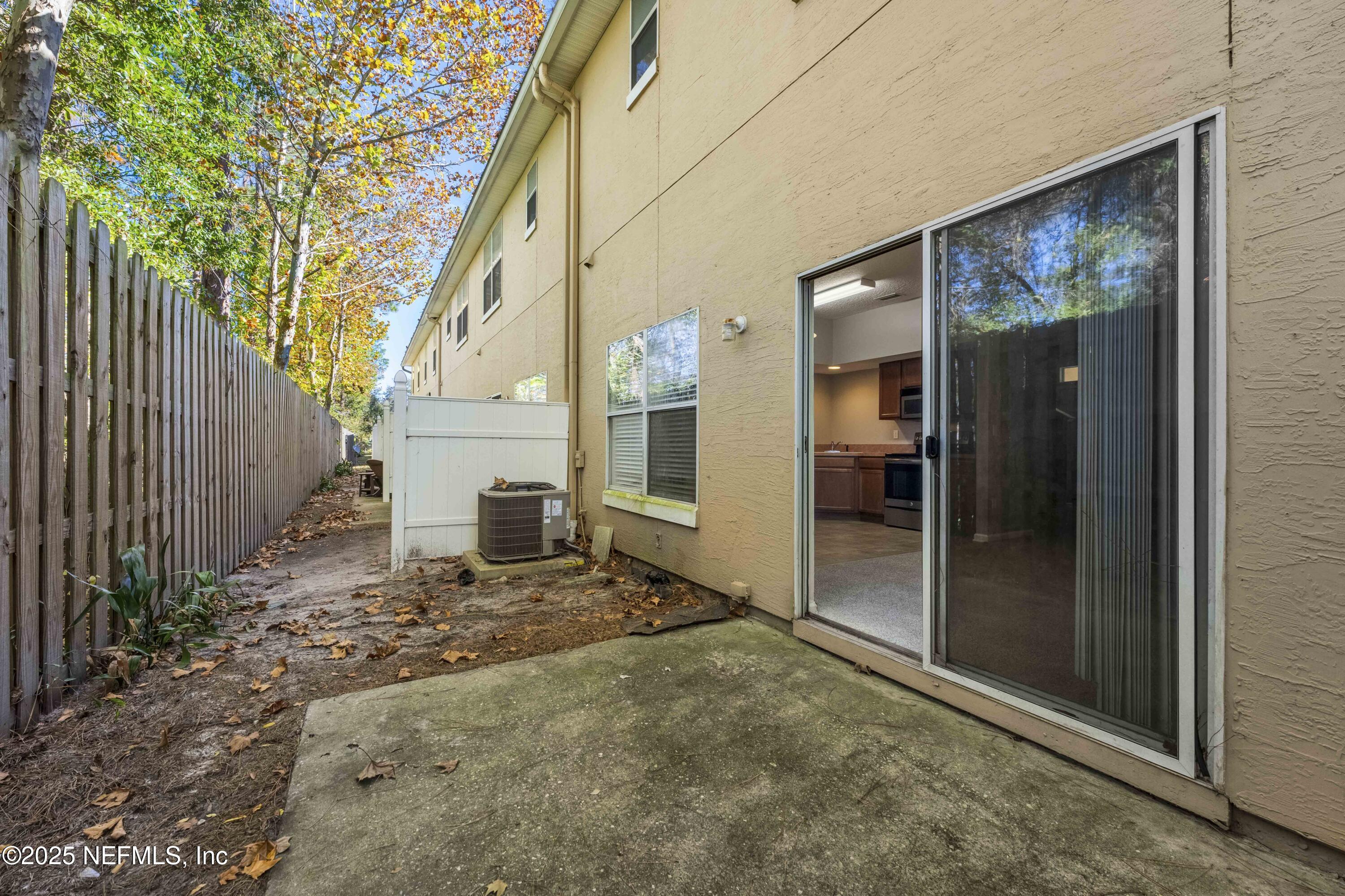 5260 Collins Road, Unit 1304 Jacksonville, FL 32244 - Photo 20 of 23 5260 Collins Rd Unit 1304 Edit-22