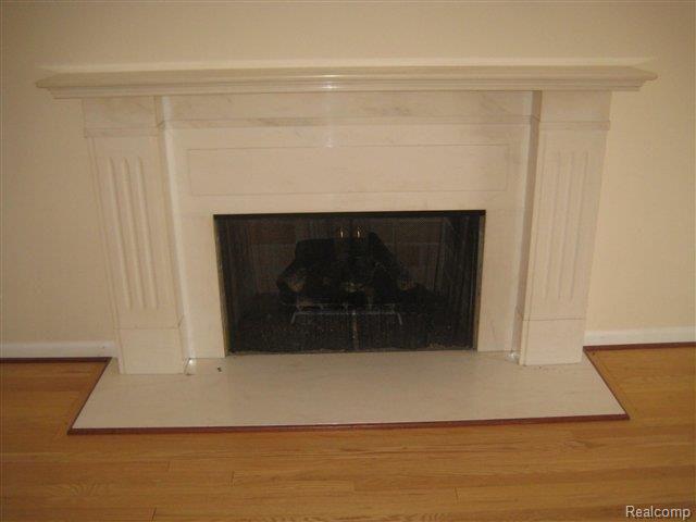 1027 Whittier Road Grosse Pointe, MI 48230 - Photo 8 of 25 MIMLS31033122C