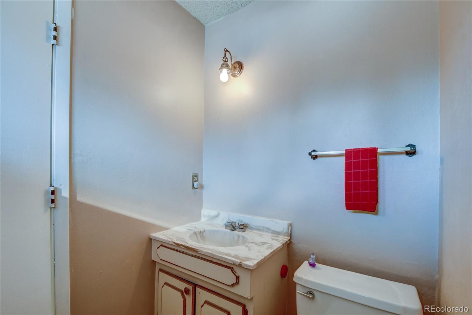 220 Overlook Road Elizabeth, CO 80107 - Photo 12 of 30 Gallery Image 12