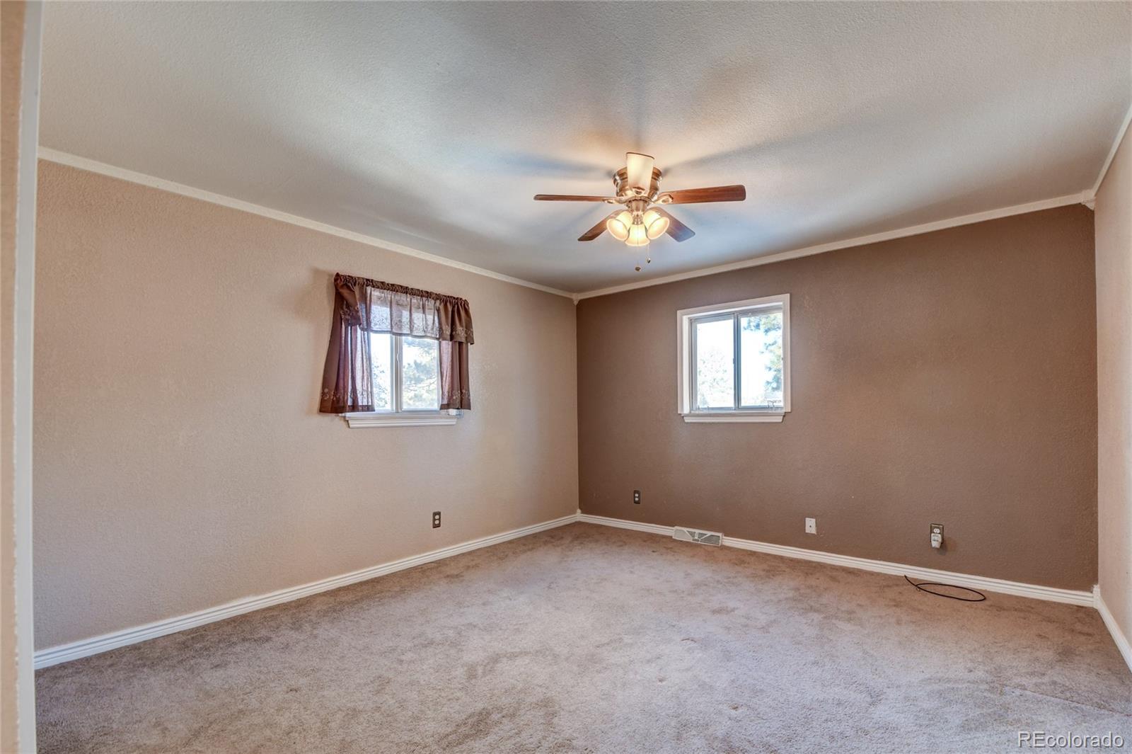 220 Overlook Road Elizabeth, CO 80107 - Photo 16 of 30 Gallery Image 16
