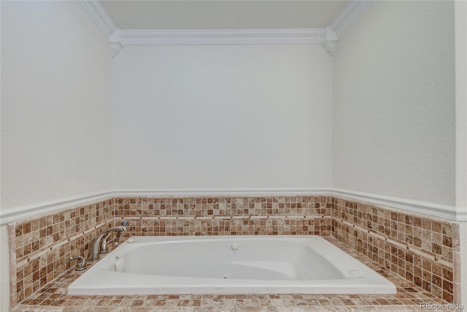 220 Overlook Road Elizabeth, CO 80107 - Photo 20 of 30 Gallery Image 20