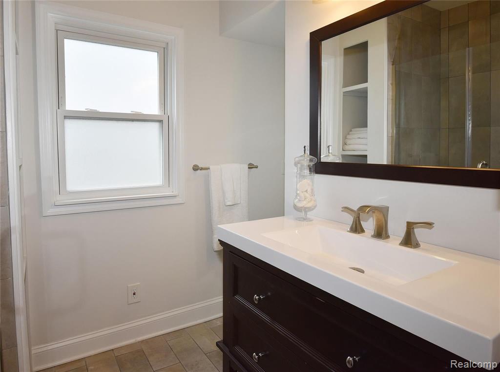 789 Ruffner Avenue Birmingham, MI 48009 - Photo 18 of 39