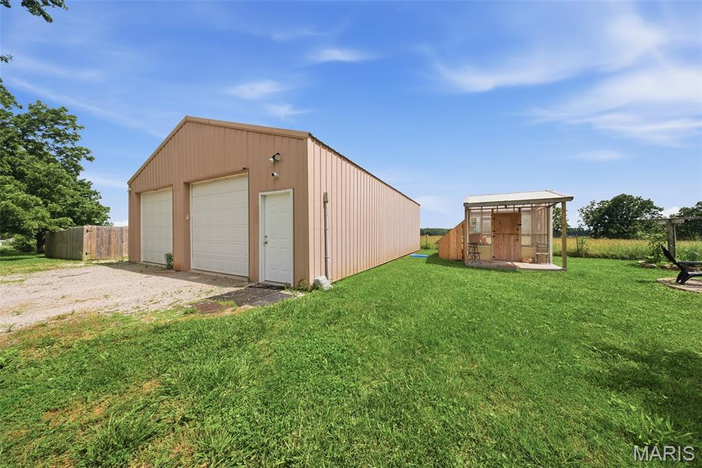 24320 Innsbruck Road Lebanon, MO 65536 - Photo 24 of 35