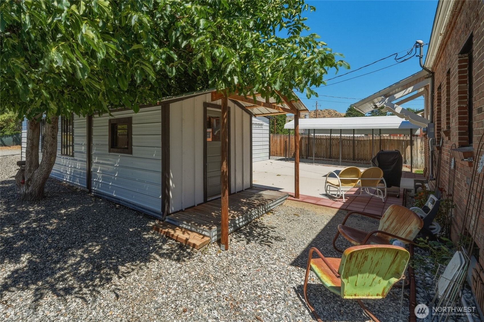 446 5th Street Chelan Falls, WA 98817 - Photo 32 of 40