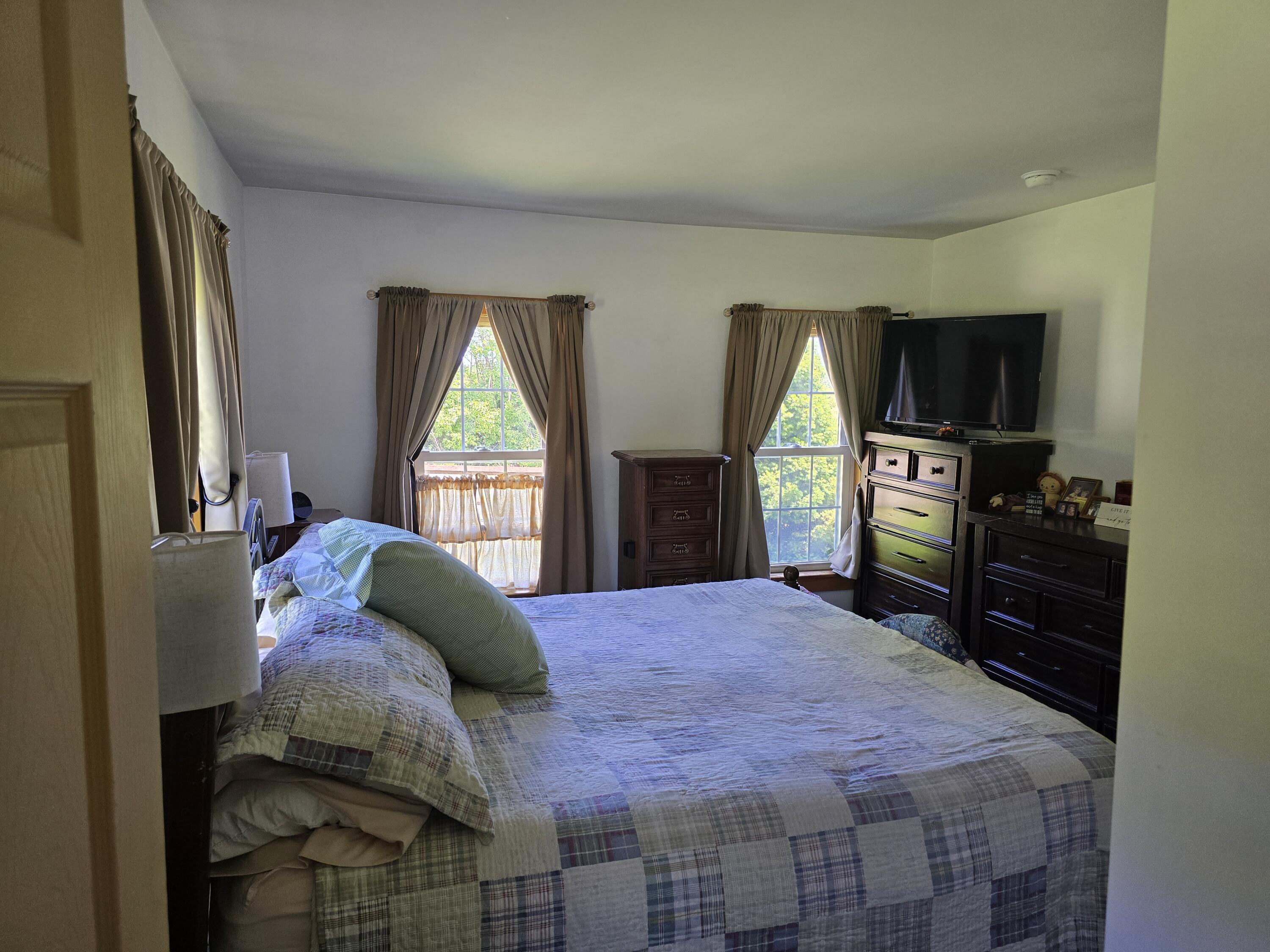 61 Goodwin Road Eliot, ME 03903 - Photo 14 of 44 1st floor bedroom