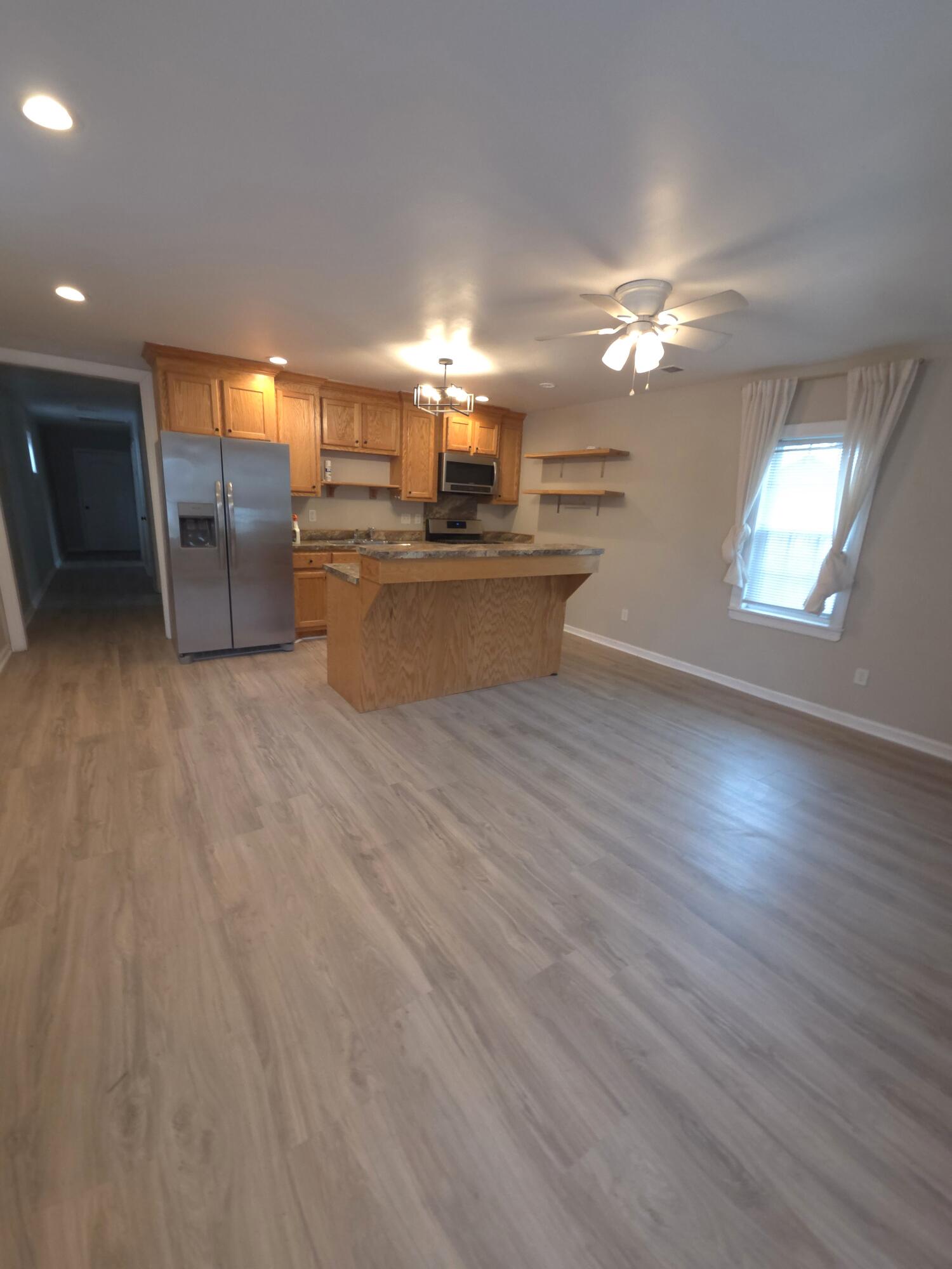 7 Homel Place Charleston, SC 29403 - Photo 4 of 9 20260228_160401