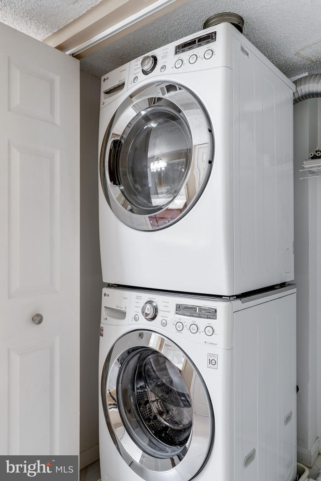 1515 South Arlington Ridge Road, Unit 205 Arlington, VA 22202 - Photo 22 of 30 Convenient in-home W/D