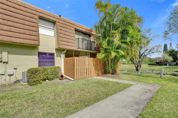 $2,885 | 4872 Northwest 95th Avenue, Sunrise, FL 33351