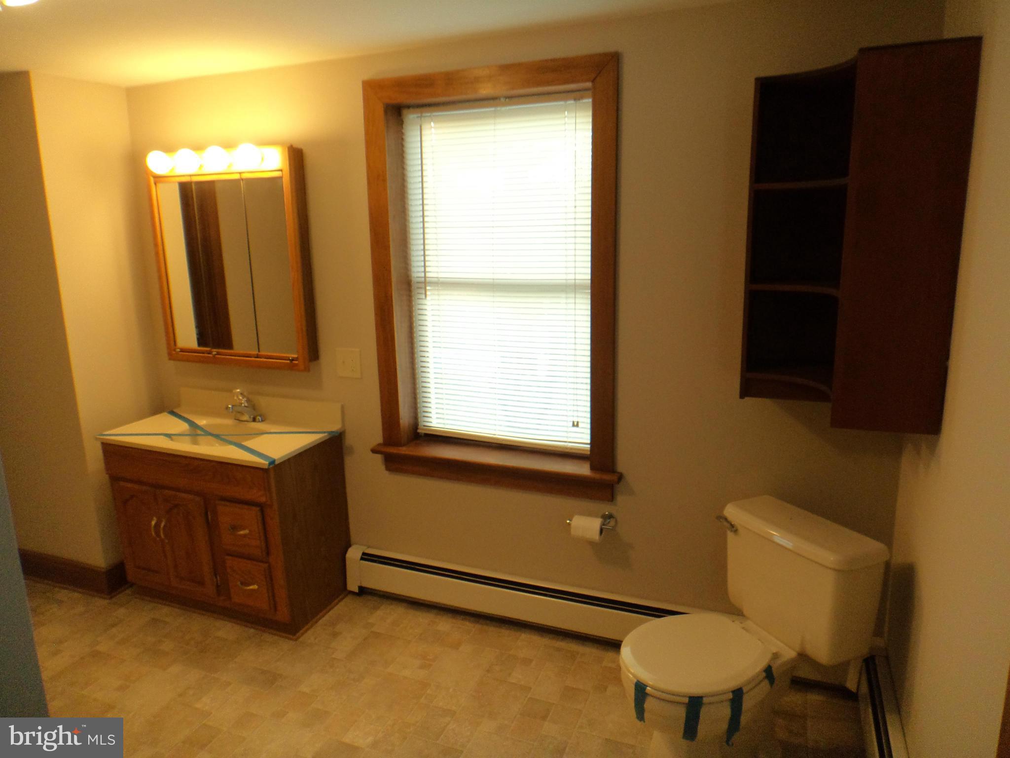 3545 Barr Road Greencastle, PA 17225 - Photo 16 of 29 Bath