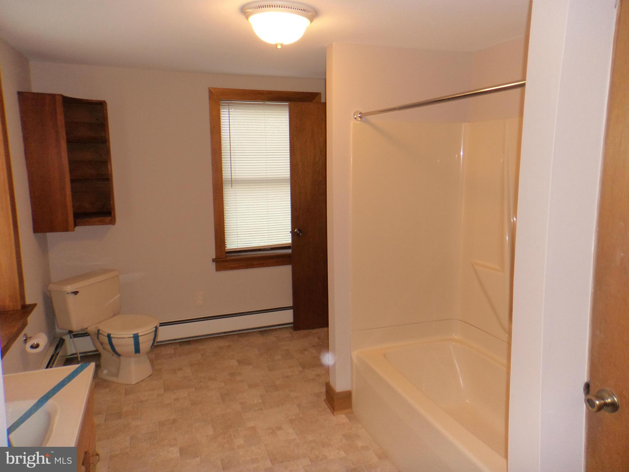 3545 Barr Road Greencastle, PA 17225 - Photo 17 of 29 Bath
