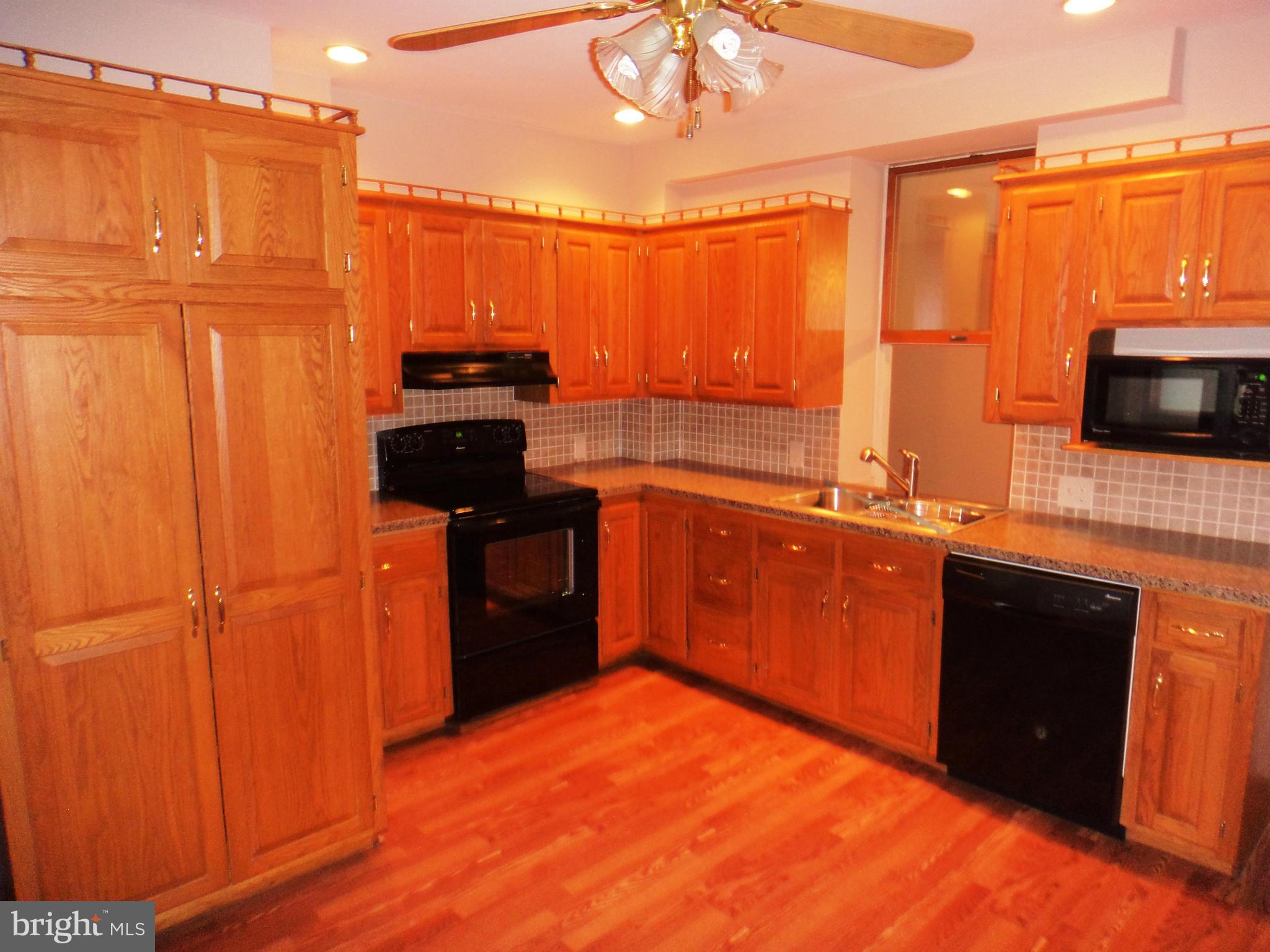 3545 Barr Road Greencastle, PA 17225 - Photo 5 of 29 Kitchen