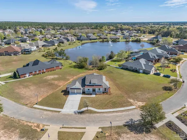 $649,999 | 5736 Highland Lake Drive, Milton, FL 32583