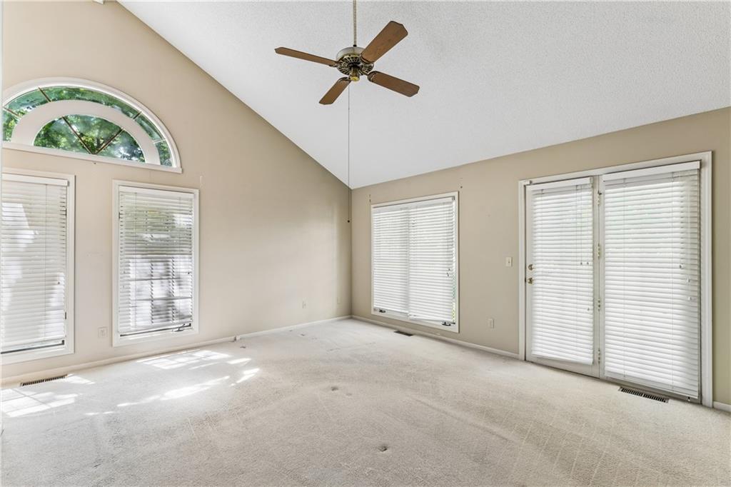 14936 Rhodes Circle Lenexa, KS 66215 - Photo 25 of 87