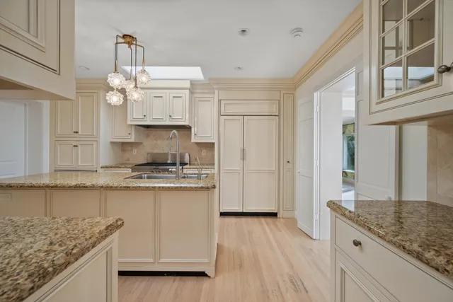 $30,000 | 240 El Dorado Lane, Palm Beach, FL 33480