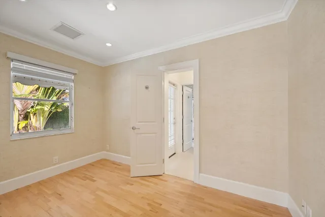 $30,000 | 240 El Dorado Lane, Palm Beach, FL 33480