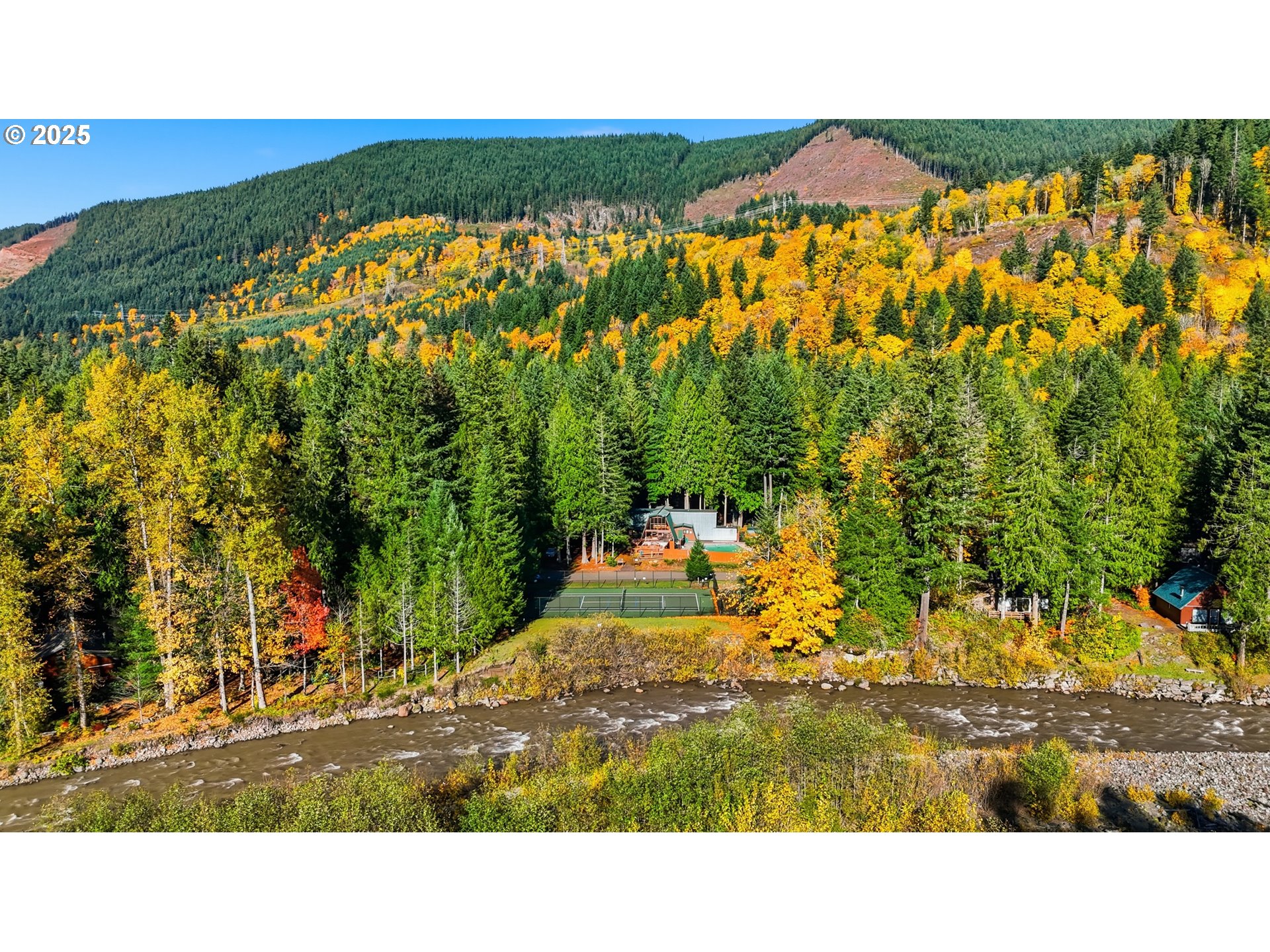 65582 East Timberline Drive Rhododendron, OR 97049 - Photo 40 of 47 a view of an ocean