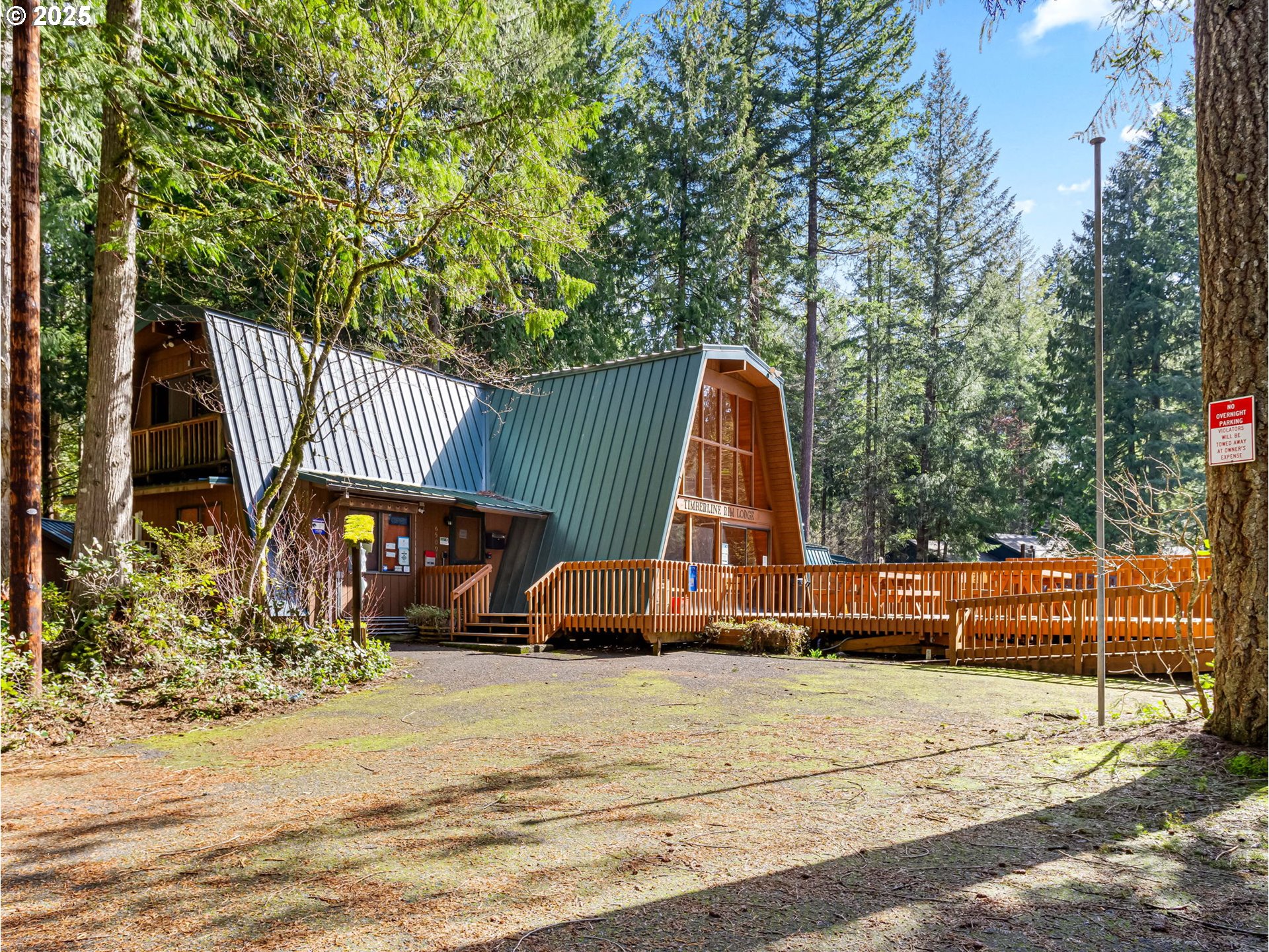 65582 East Timberline Drive Rhododendron, OR 97049 - Photo 41 of 47 a view of a park with iron fence