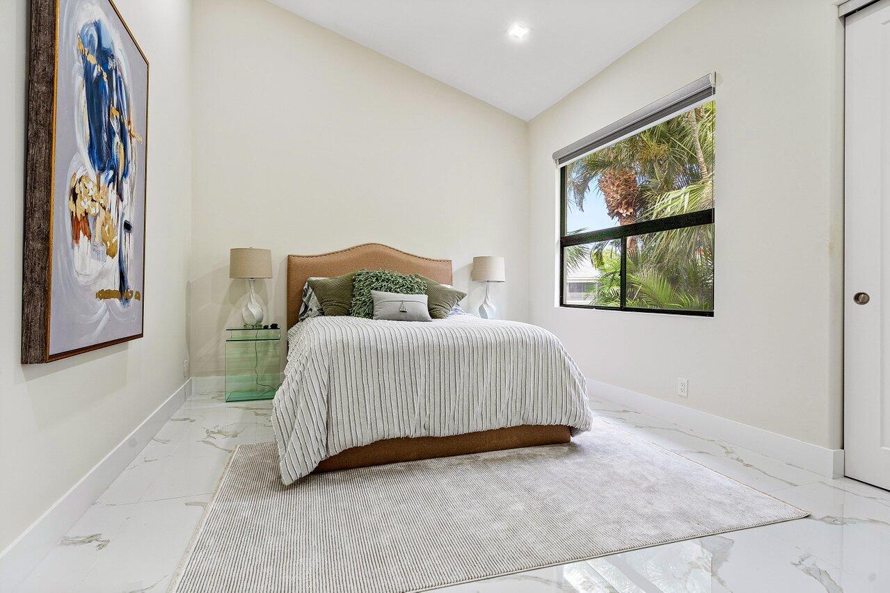 17548 Ashbourne Lane, Unit C Boca Raton, FL 33496 - Photo 34 of 40 3rd Bedroom