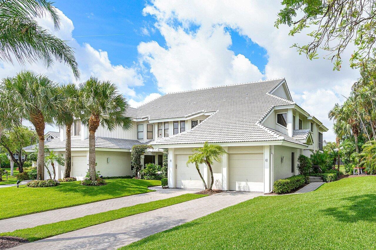 17548 Ashbourne Lane, Unit C Boca Raton, FL 33496 - Photo 38 of 40 Front Exterior