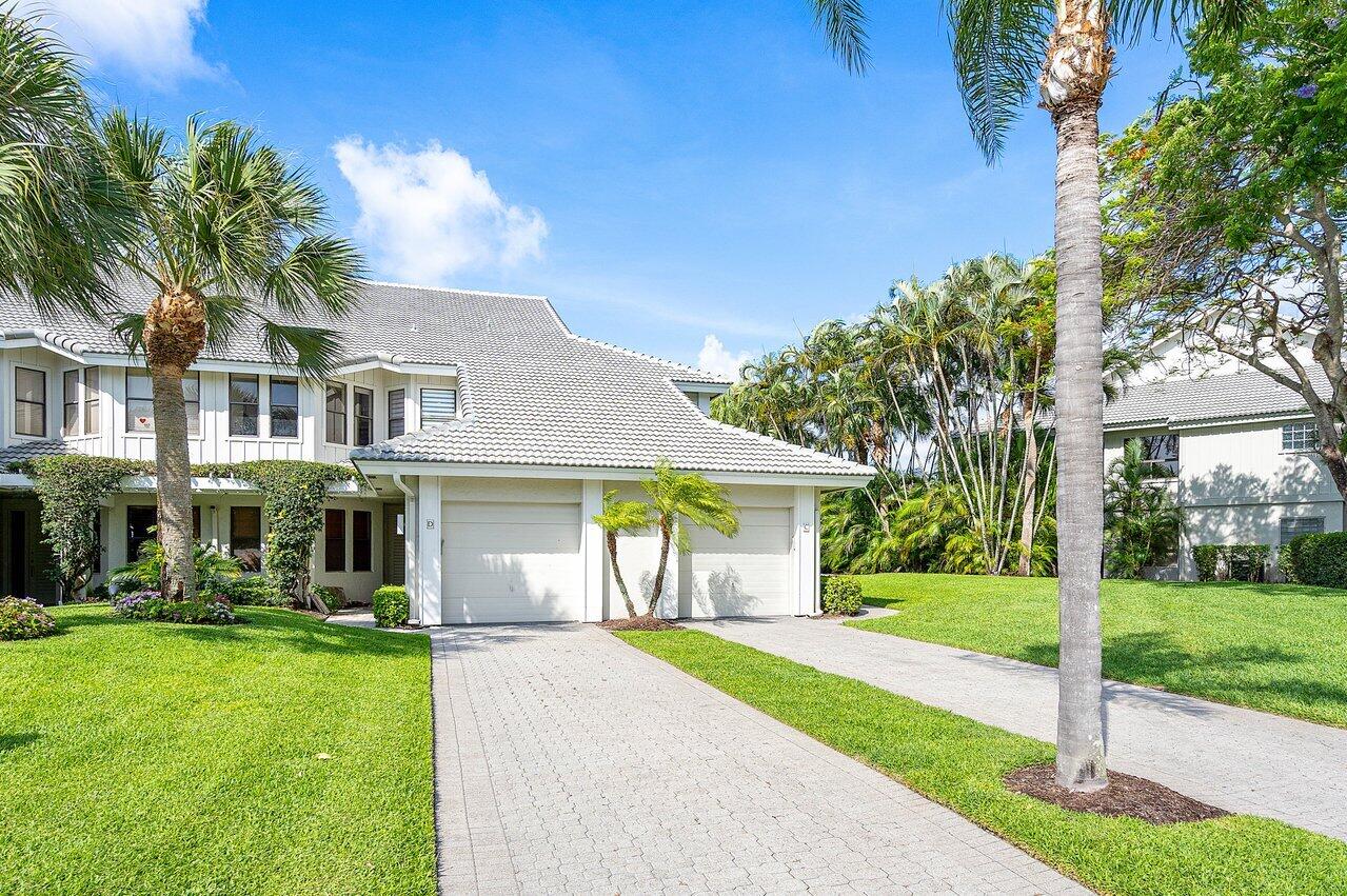 17548 Ashbourne Lane, Unit C Boca Raton, FL 33496 - Photo 39 of 40 Front Exterior