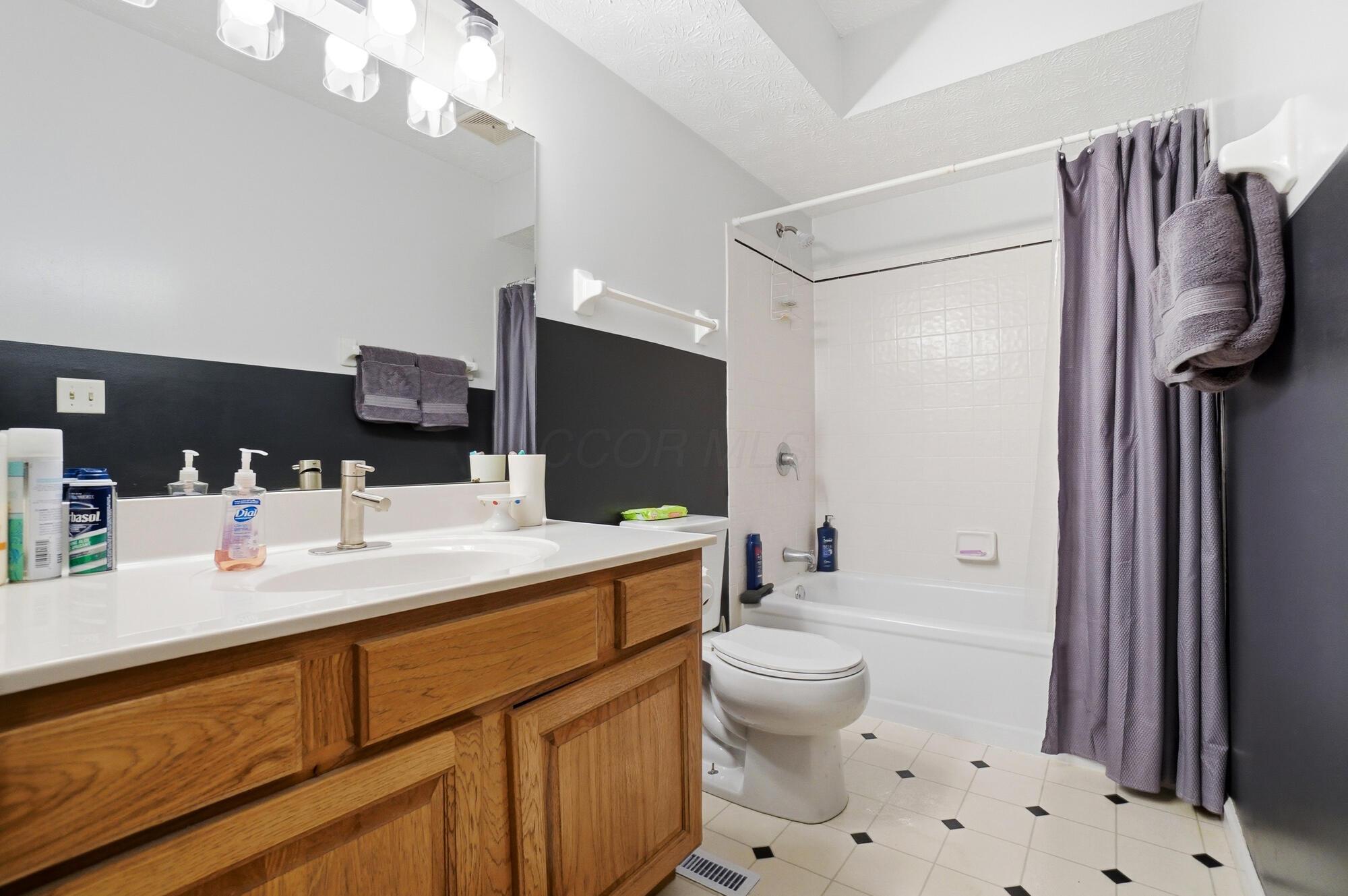 8715 Ravine Avenue Pickerington, OH 43147 - Photo 32 of 53 164