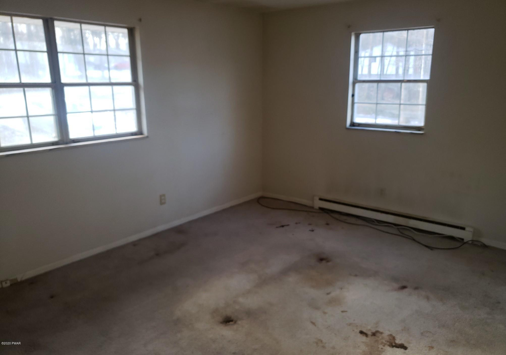 115 Slaymaker Road Milford, PA 18337 - Photo 6 of 15 IMG_20200203_091101