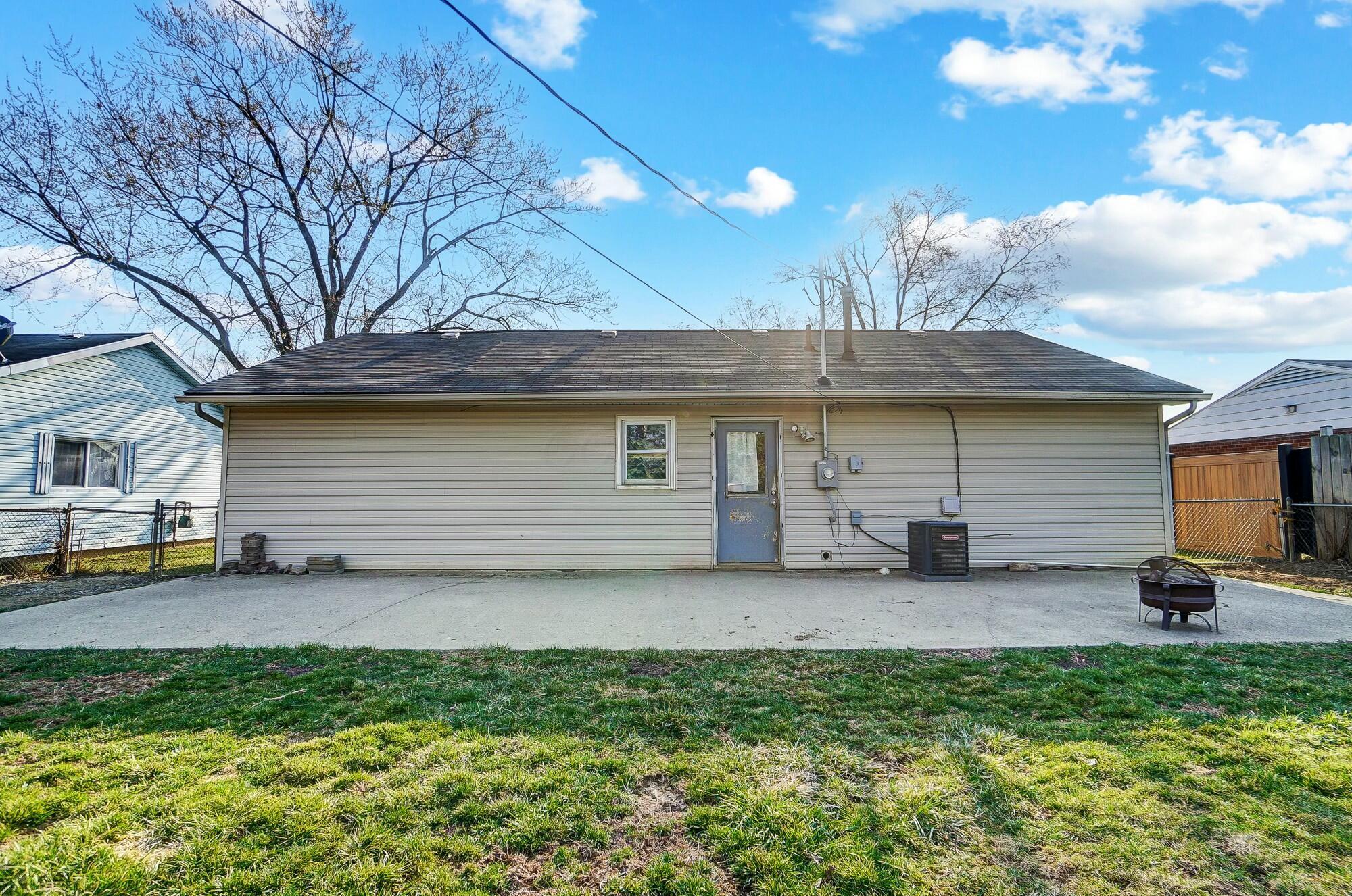 365 Lombard Road Columbus, OH 43228 - Photo 20 of 28 tempImagepGzCFp