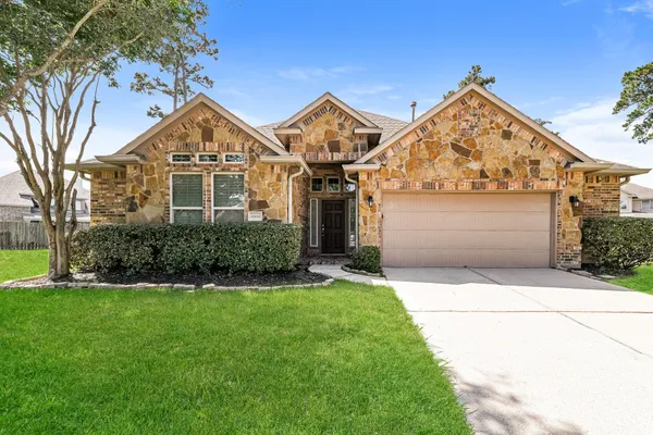 $412,400 | 12606 Alsea Bay Court, Humble, TX 77346