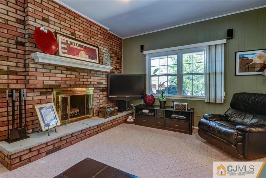 1304 Aaron Road North Brunswick, NJ 08902 - Photo 11 of 25 Gallery Image 11