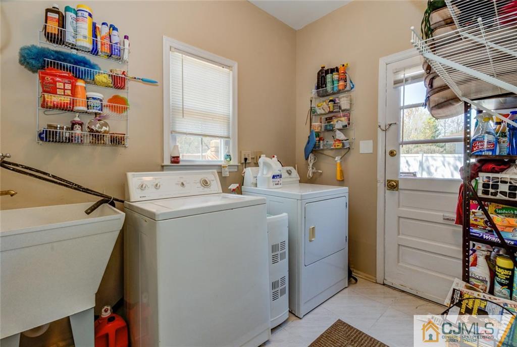 1304 Aaron Road North Brunswick, NJ 08902 - Photo 12 of 25 Gallery Image 12