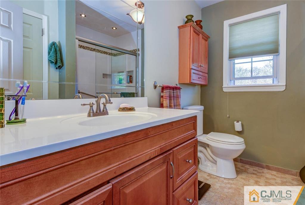 1304 Aaron Road North Brunswick, NJ 08902 - Photo 16 of 25 Gallery Image 16