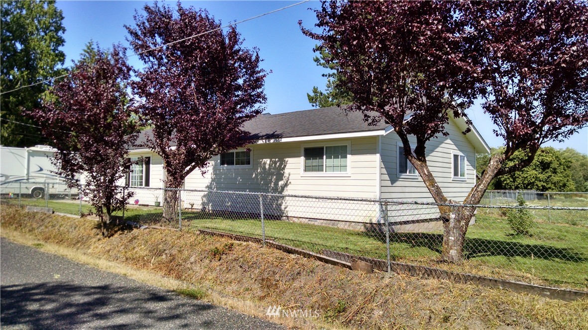172 Moore Road Elma, WA 98541 - Photo 1 of 24 Gallery Image 1