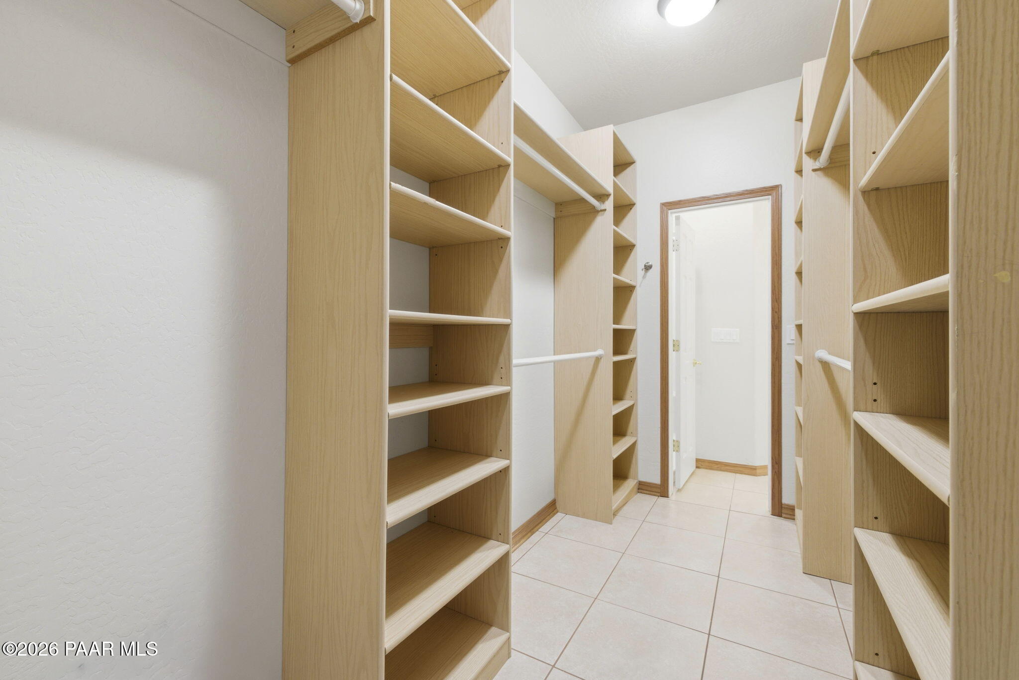 188 Juniper Ridge Drive Prescott, AZ 86301 - Photo 18 of 34 18-Primary Closet