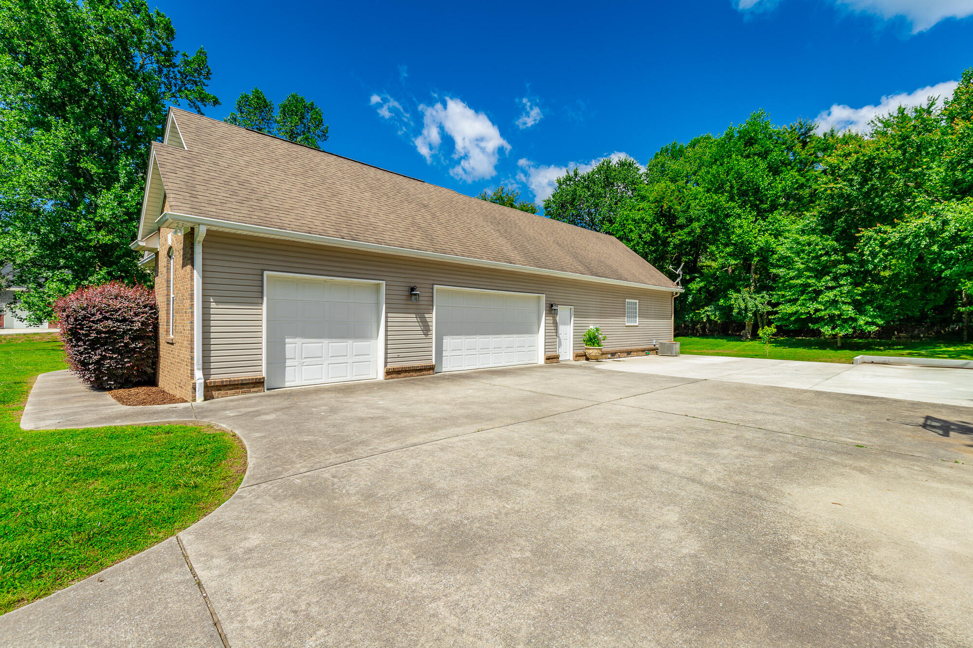 9923 Sims-Harris Road Ooltewah, TN 37363 - Photo 100 of 125 9923 Sims-Harris Road HD-105