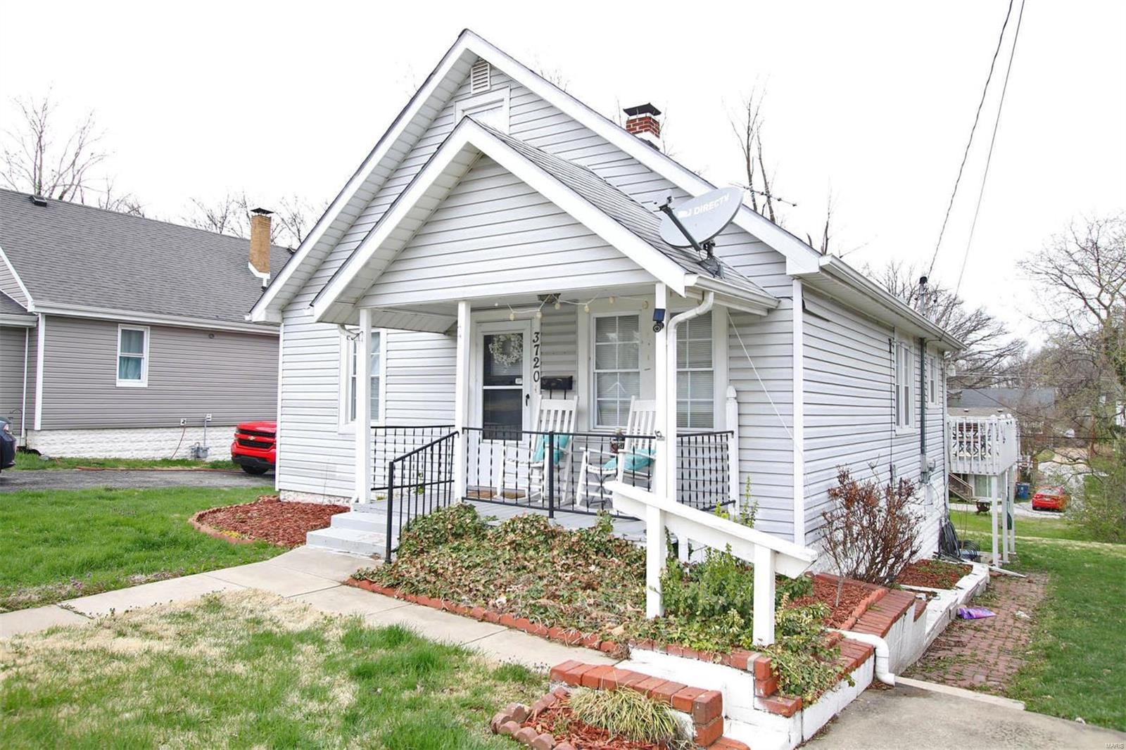 3720 Berkeley Avenue Alton, IL 62002 - Photo 2 of 22 Gallery Image 2